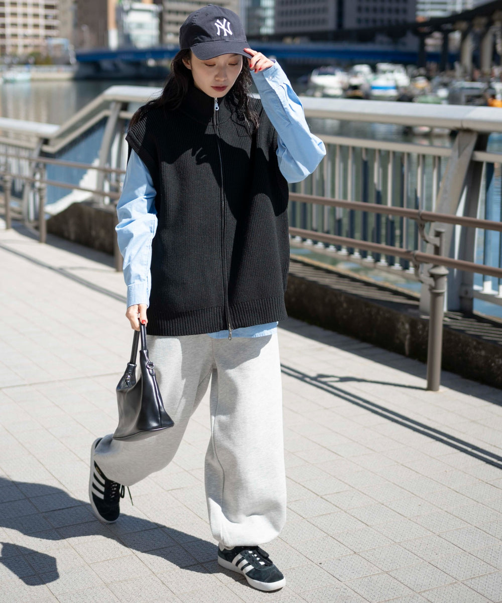 ブラック モデル：161cm L着用