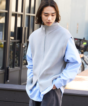 グレー モデル：172cm L着用