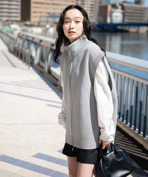 グレー モデル：161cm L着用