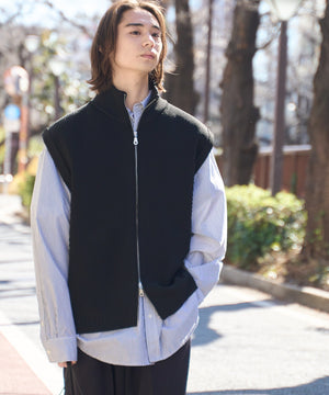 ブラック モデル：172cm L着用