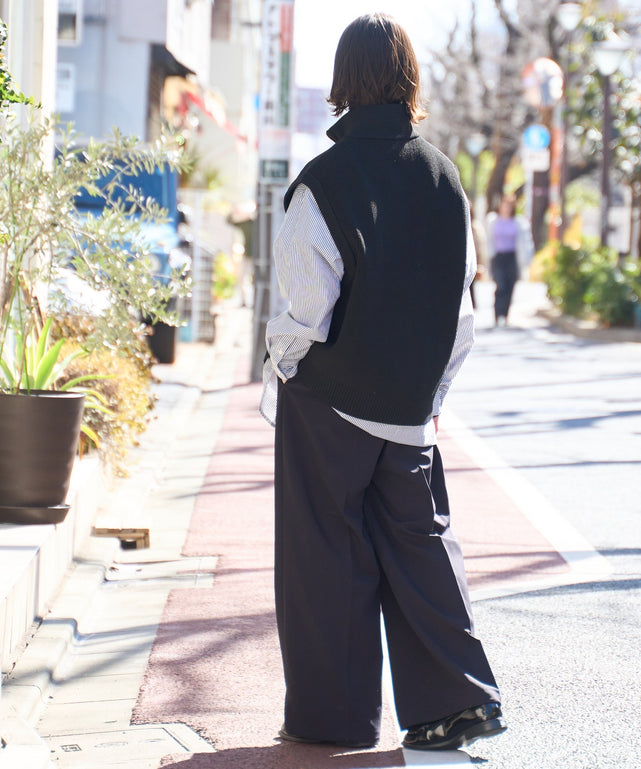 ブラック モデル：172cm L着用