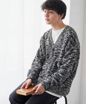 ブラックその他 モデル：175cm L着用