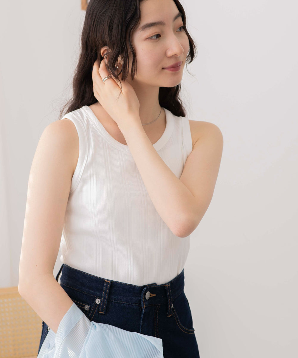 ホワイト モデル:163cm F着用