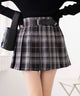 バックル付プリーツスカパン/ブラック系チェック1　モデル:163cm F着用