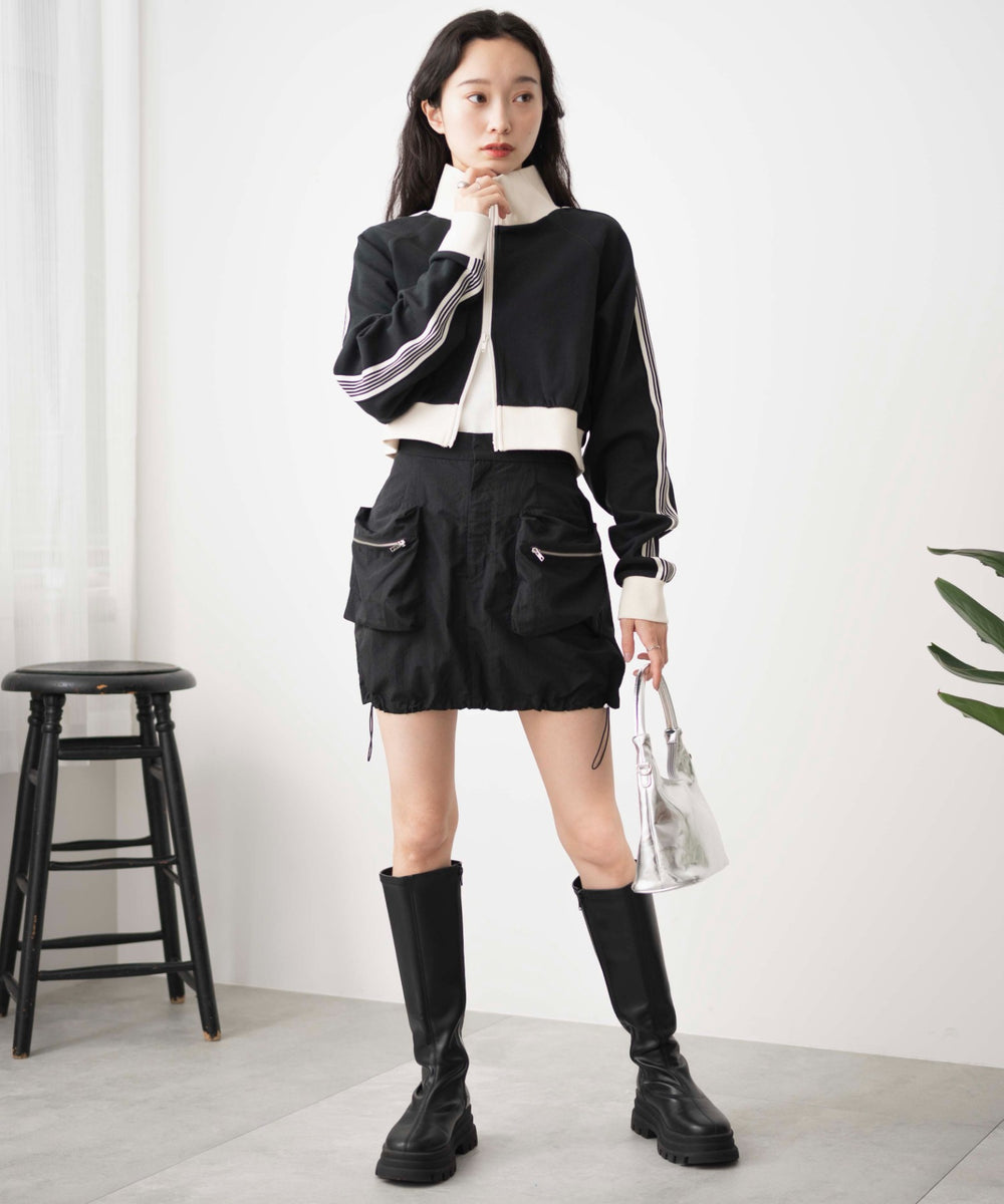 ブラック　モデル:161cm F着用