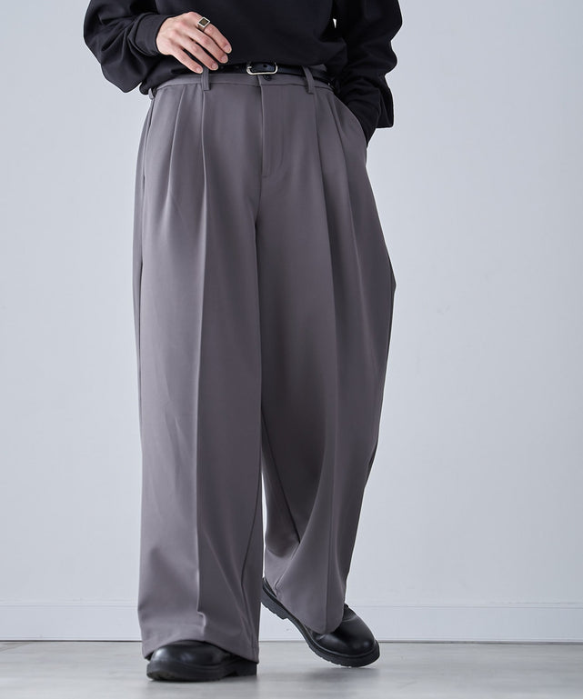 Dグレー モデル：175cm L着用