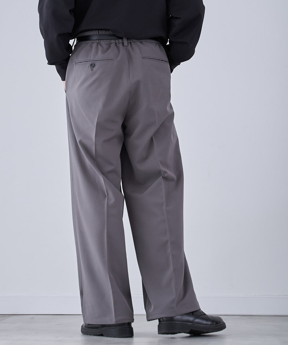 Dグレー モデル：175cm L着用