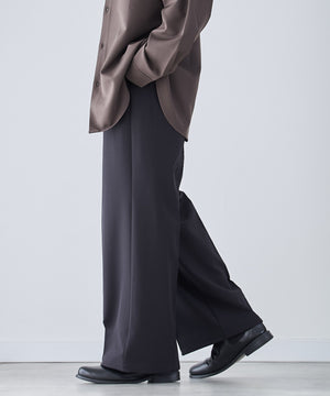 ブラック モデル：175cm L着用