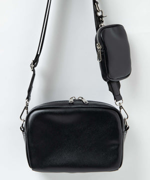 ポーチ付きスクエアショルダー