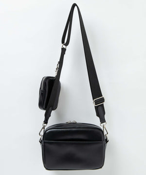 ポーチ付きスクエアショルダー