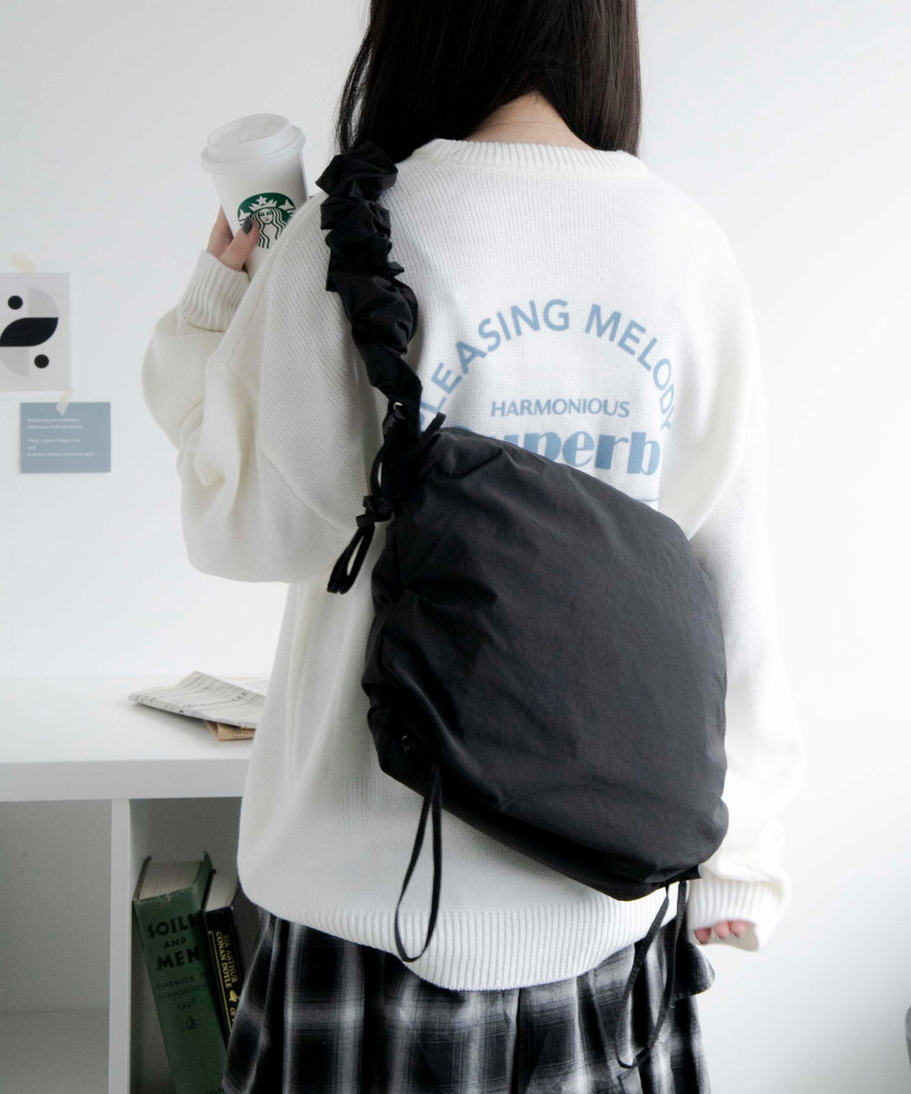 ナイロンブラック