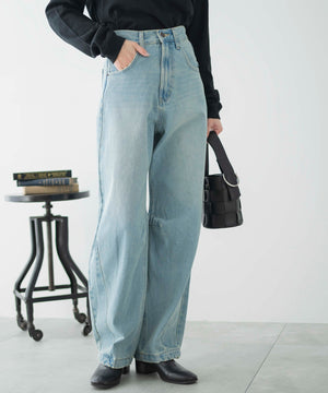 インディゴ淡　モデル：161㎝　M着用