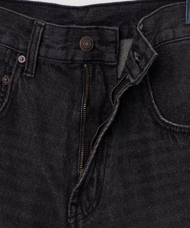 カーブデニムパンツ