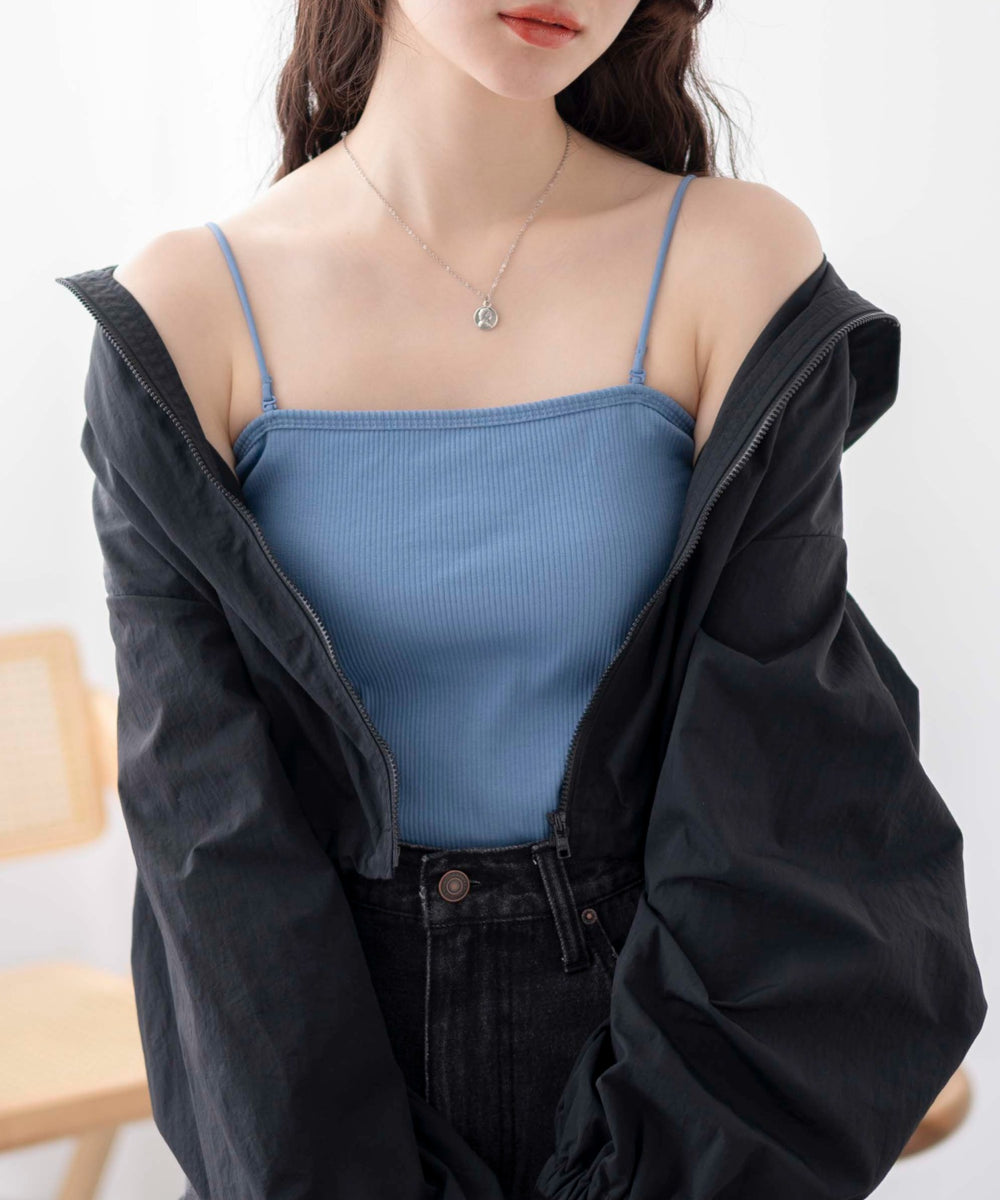 サックス　モデル:163cm M着用