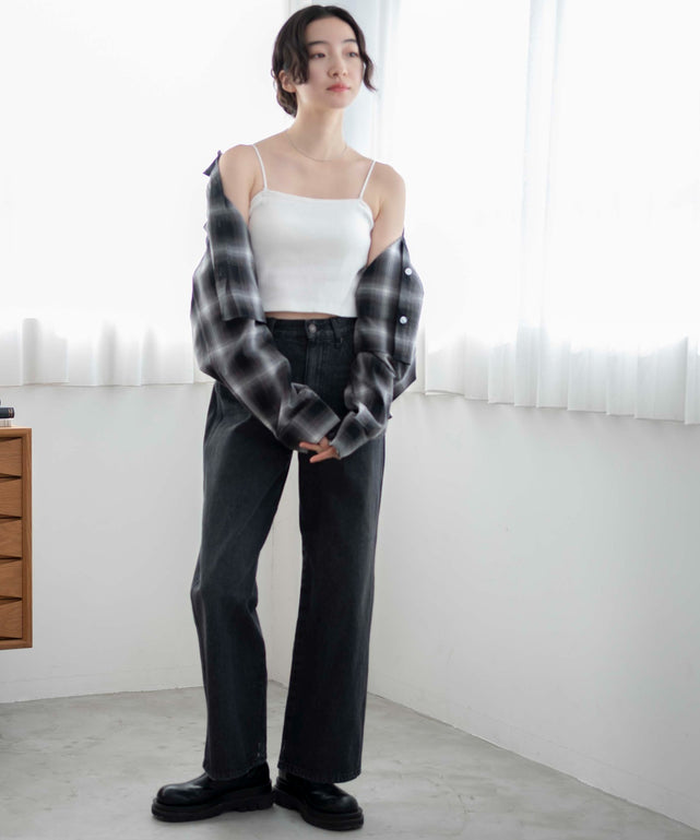 オフホワイト　モデル:163cm S着用