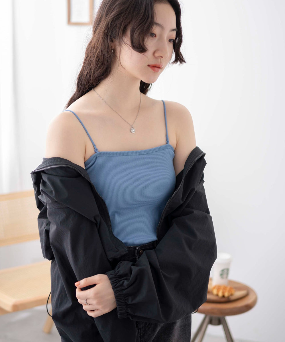 サックス　モデル:163cm M着用