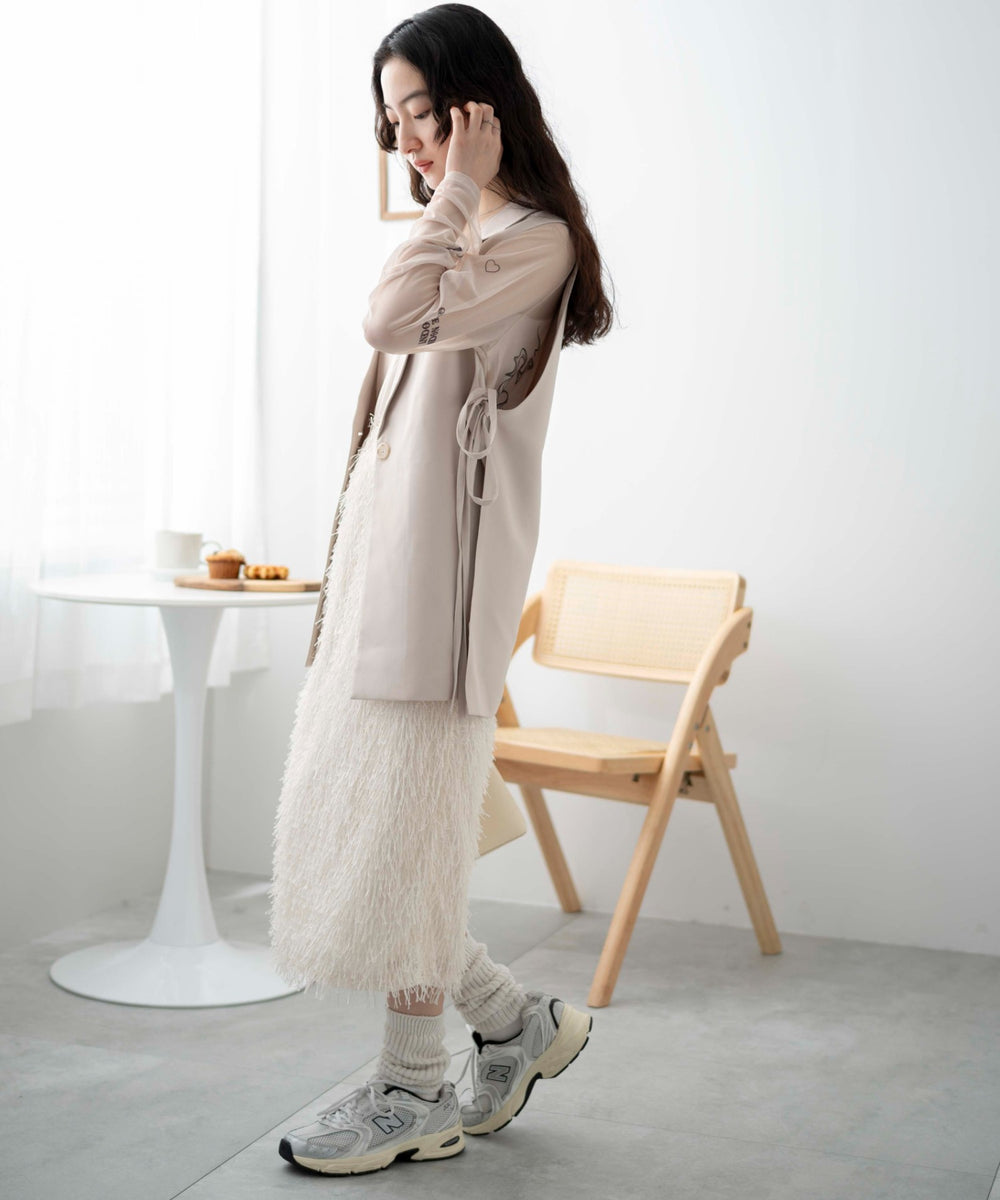 オフホワイト　モデル:163cm F着用