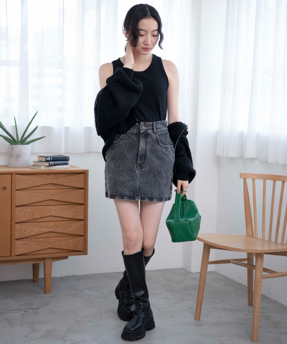 ブラック　モデル:163cm M着用