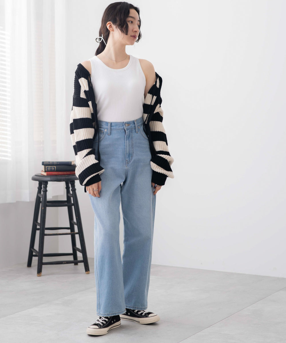 ホワイト　モデル:163cm M着用