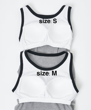 ブラックその他　モデル:163cm M着用