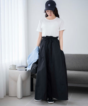 ホワイト 　モデル:163cm M着用