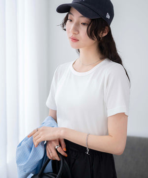 ホワイト 　モデル:163cm M着用