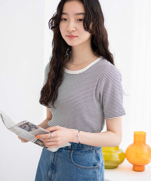 ホワイト系ボーダー　モデル:163cm M着用