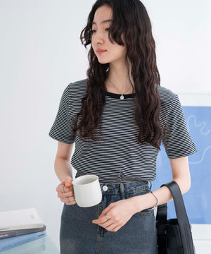 ブラック系ボーダー　モデル:163cm M着用