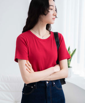 レッド　モデル:163cm M着用