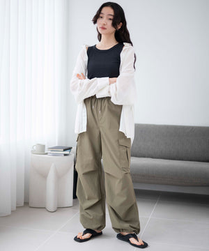 ブラック 　モデル:163cm F着用