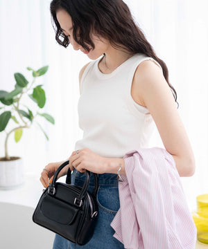 ホワイト 　モデル:163cm F着用