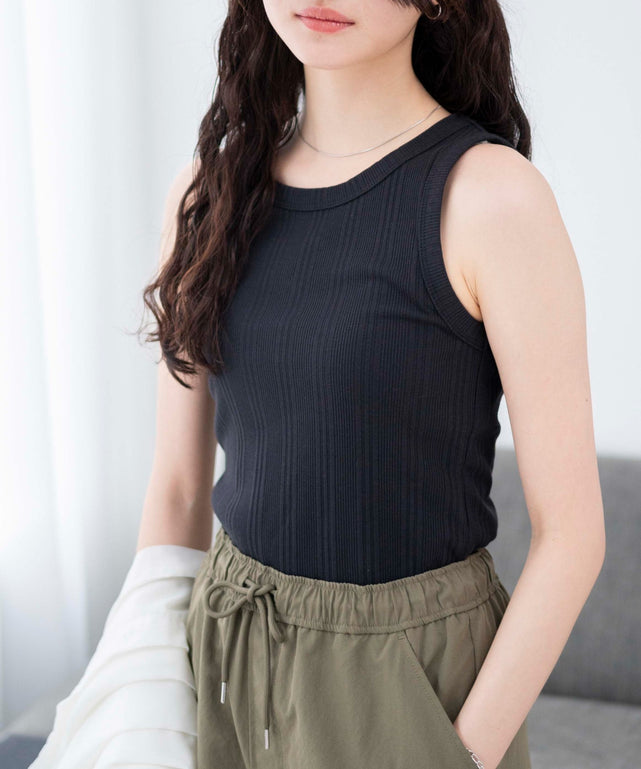 ブラック 　モデル:163cm F着用