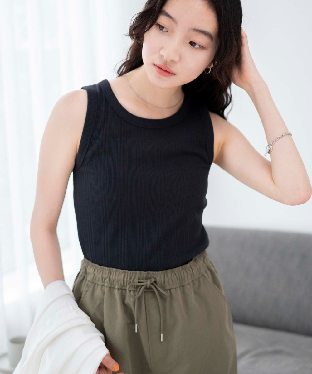 ブラック 　モデル:163cm F着用