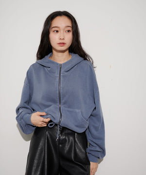 ブルー  モデル:161cm F着用