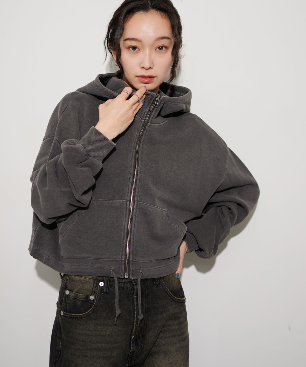 ブラックスミクロ  モデル:161cm F着用