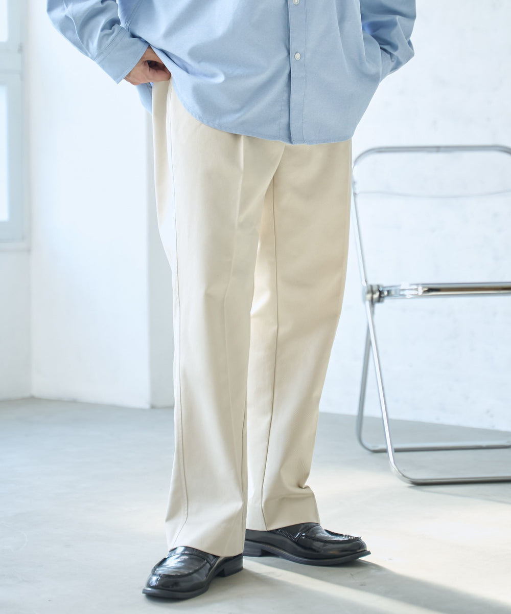 ベージュ モデル：175cm L着用