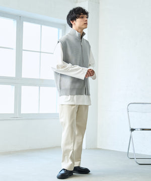 ベージュ モデル：175cm L着用