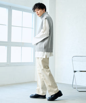 ベージュ モデル：175cm L着用