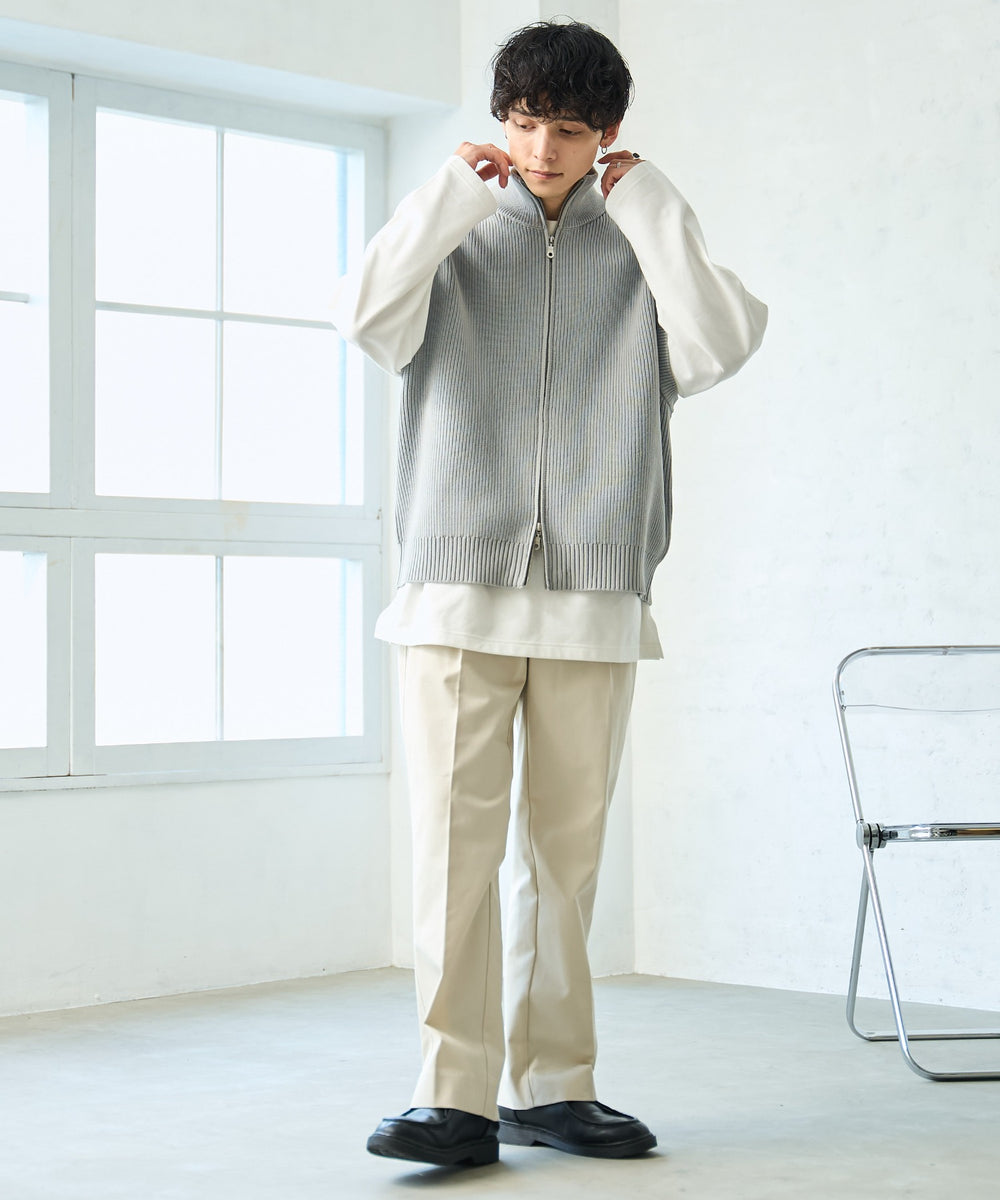 ベージュ モデル：175cm L着用