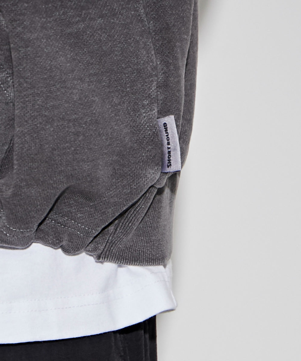 カーキ モデル：172cm L着用