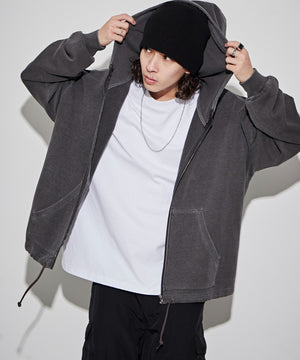 ブラックスミクロ モデル：174㎝ L着用