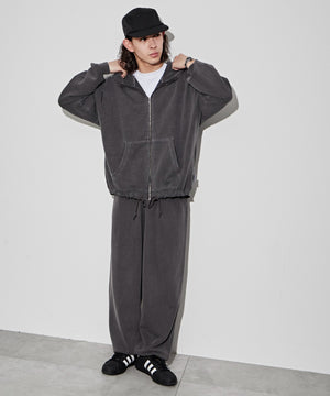 ブラックスミクロ モデル：174㎝ L着用