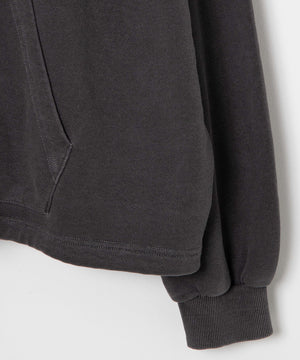 カーキ モデル：161cm L着用