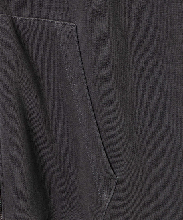 カーキ モデル：161cm L着用