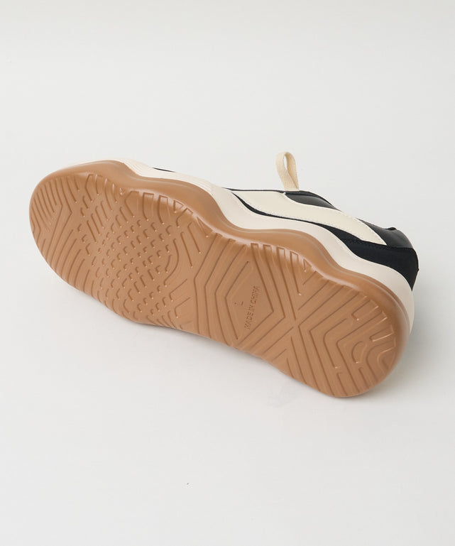 ウェーブソールカラースニーカー