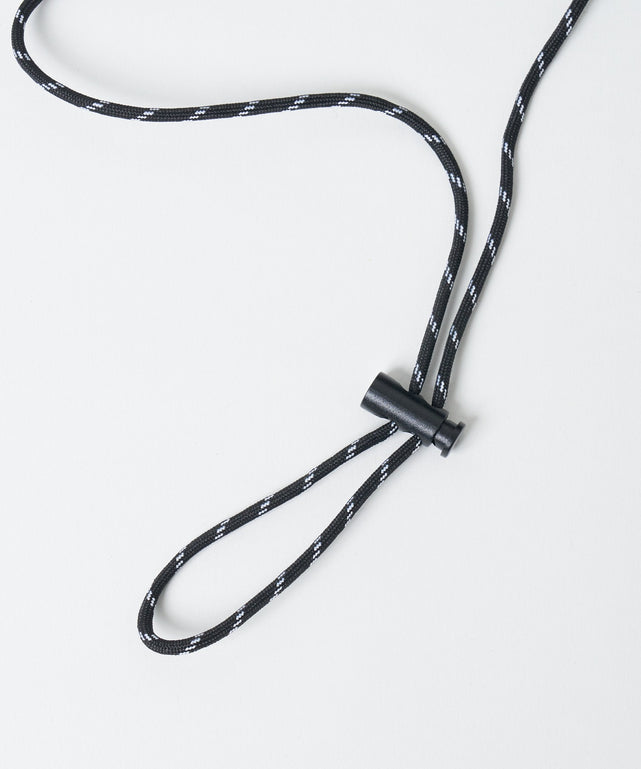 コード付刺繍キャップ