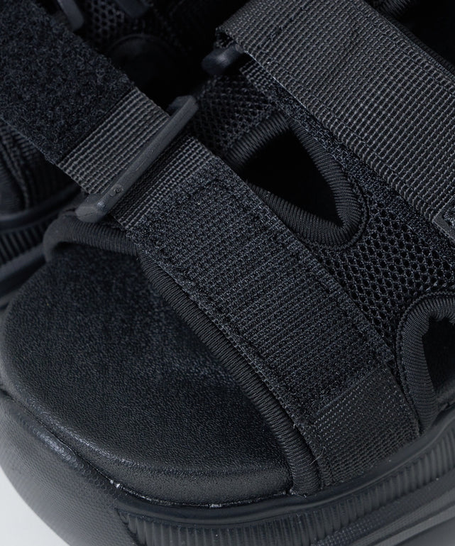 ボリュームスニーカースポーツサンダル