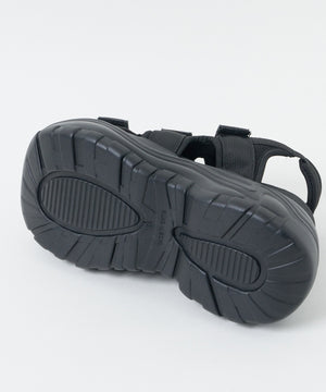 ボリュームスニーカースポーツサンダル