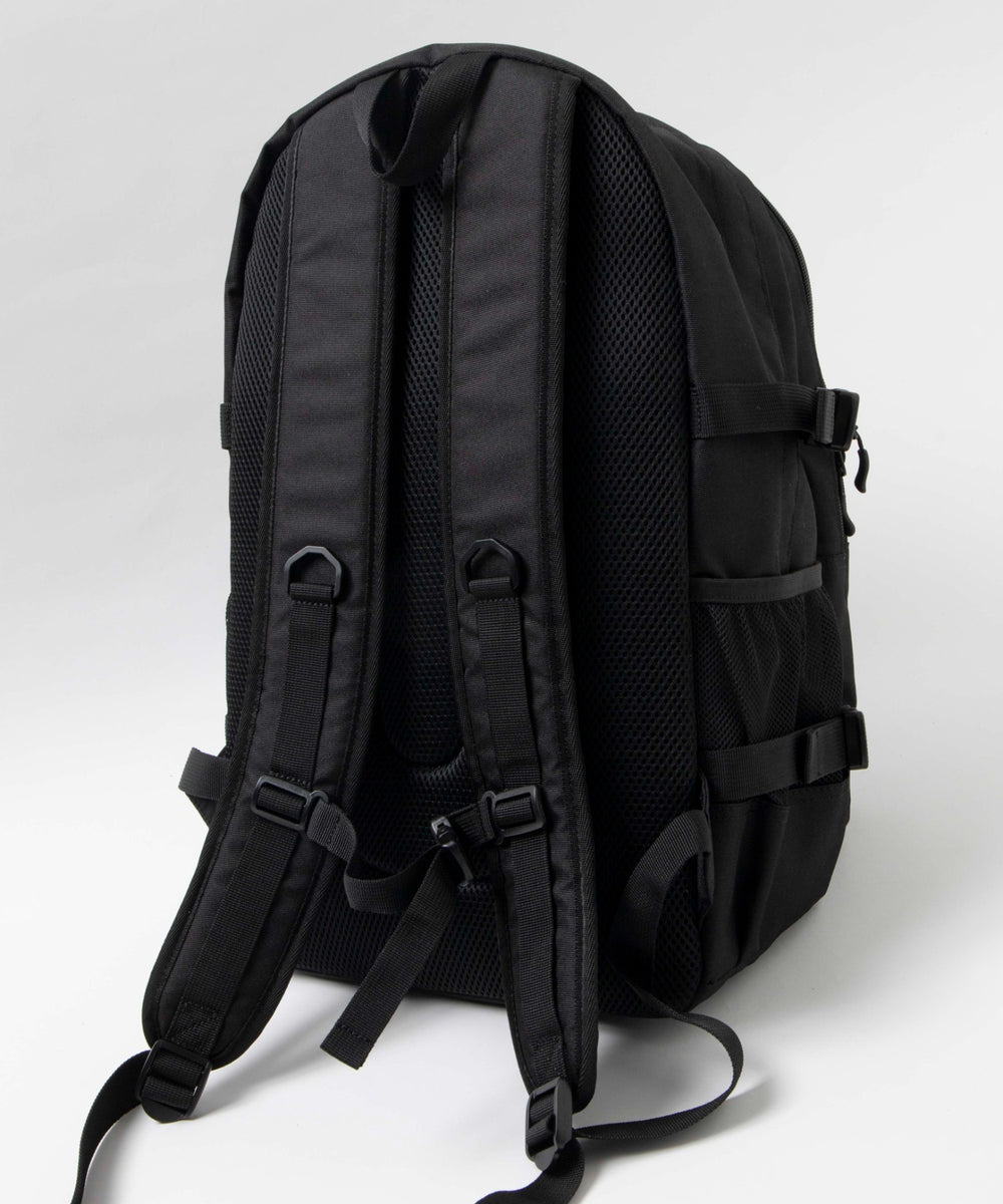 アクティブデイリーユースバックパック