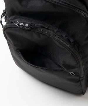 アクティブデイリーユースバックパック